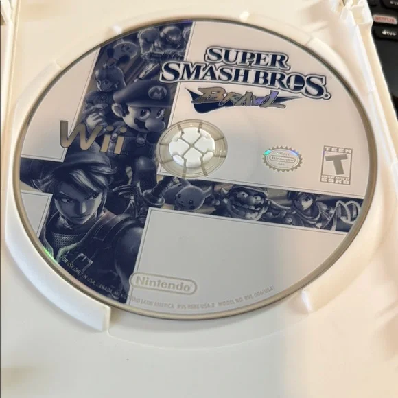 Nintendo Super Smash Bros. Brawl for Wii - Multicolor - Picture 3 of 4